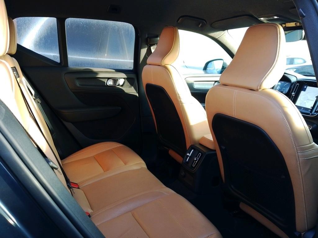 VOLVO XC40 1.5 T4 TWIN RECHARG. INSCRIP AUTO 210CV 10