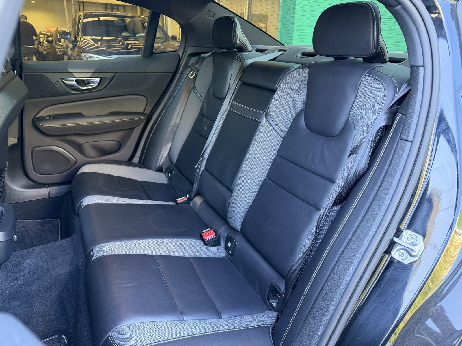 VOLVO S60 2.0 T5 RDESIGN AUTO 22