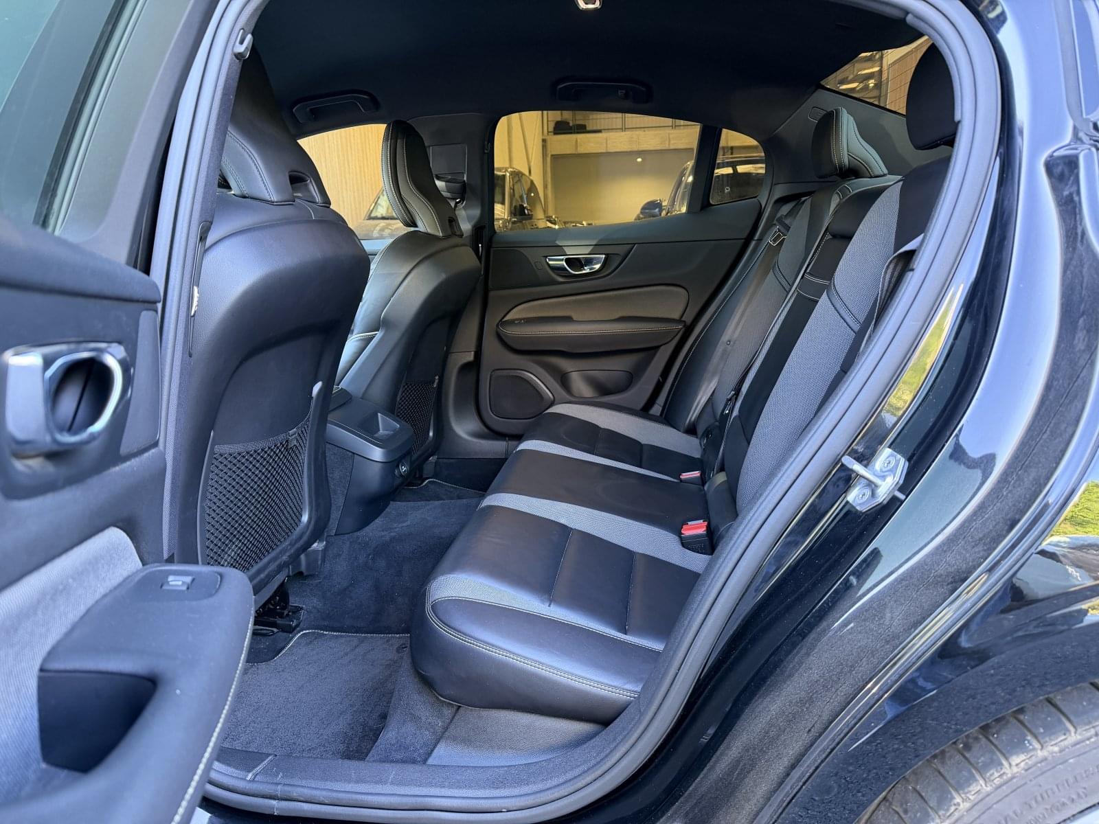 VOLVO S60 2.0 T5 RDESIGN AUTO 21