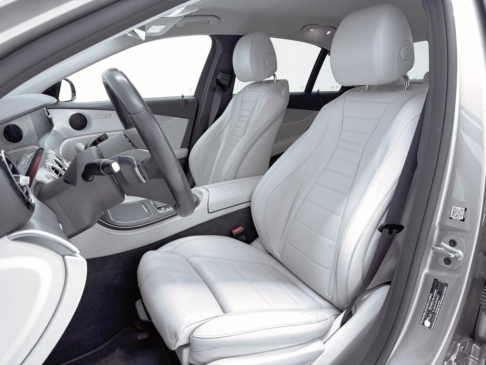 MERCEDES CLASE E 400D 26