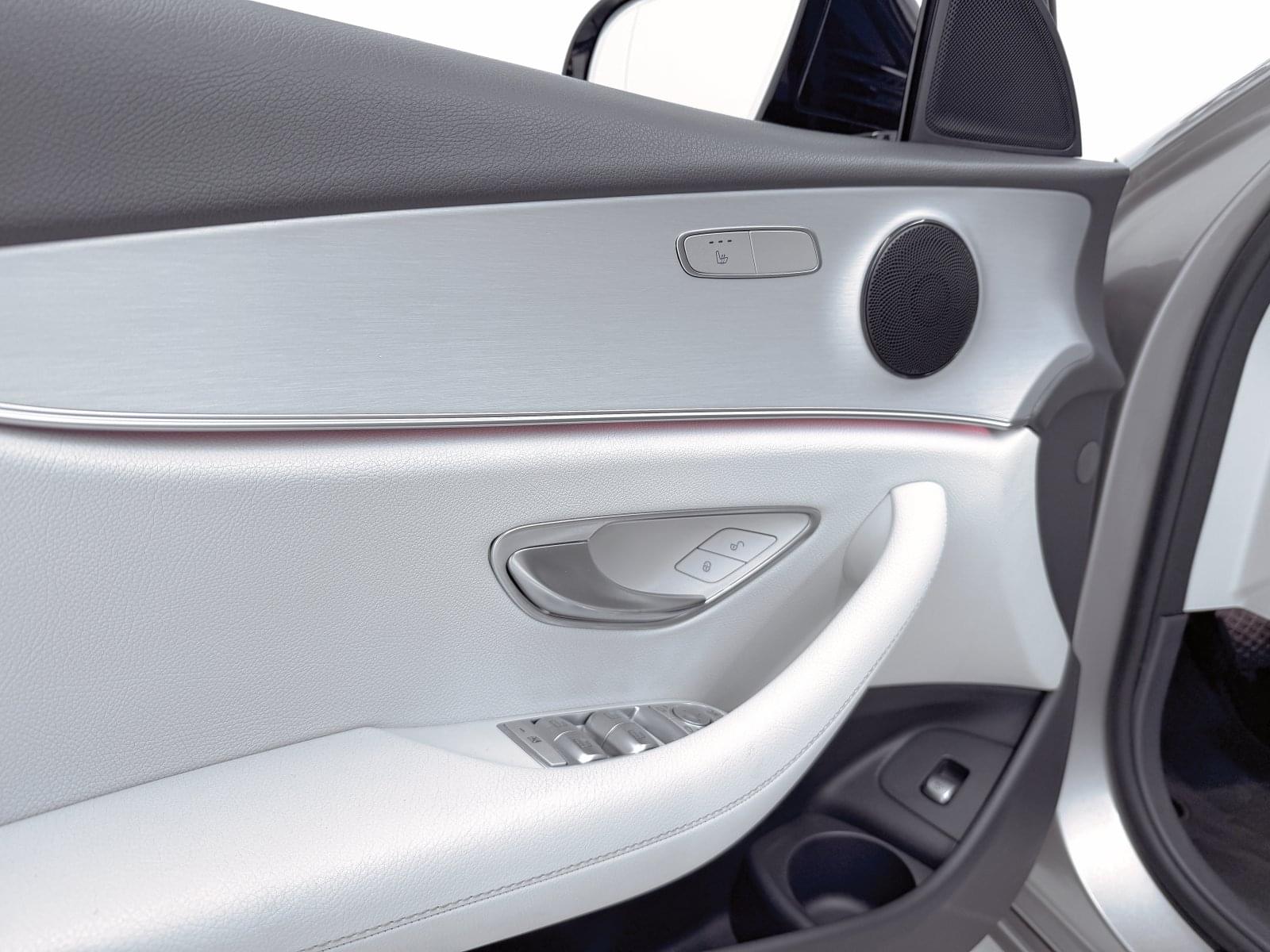 MERCEDES CLASE E 400D 27