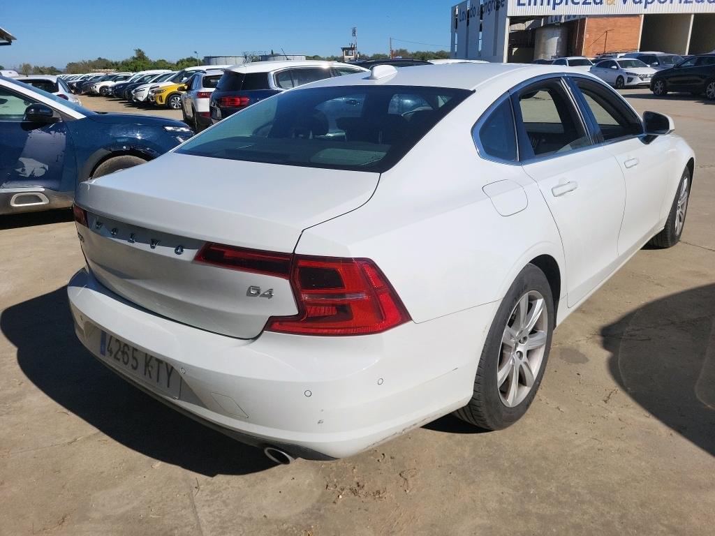 VOLVO S90 SEDáN 2.0 D4 MOMENTUM AUTO 190CV 3 