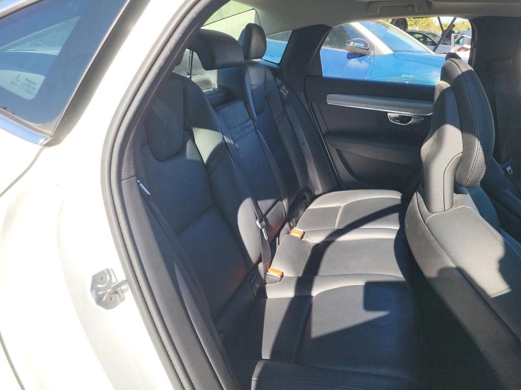 VOLVO S90 SEDáN 2.0 D4 MOMENTUM AUTO 190CV 10 