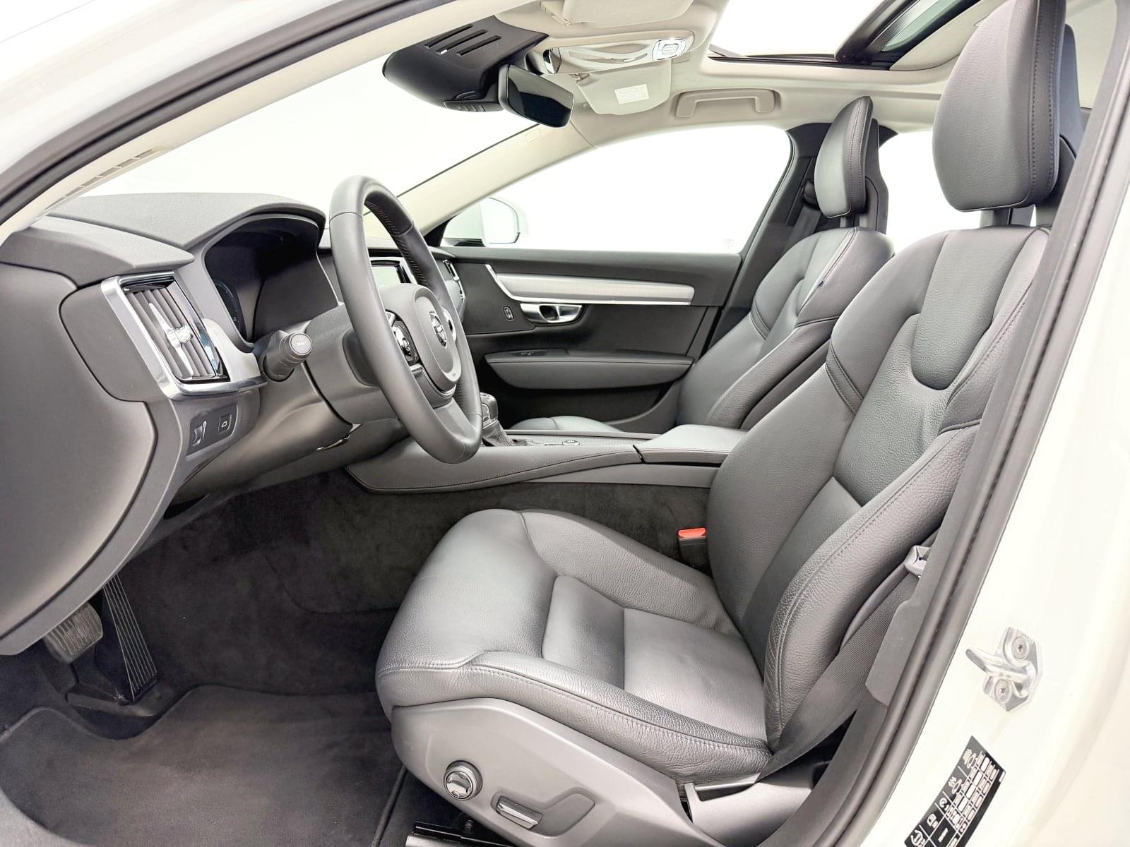 VOLVO S90 SEDáN 2.0 D4 MOMENTUM AUTO 190CV 27 