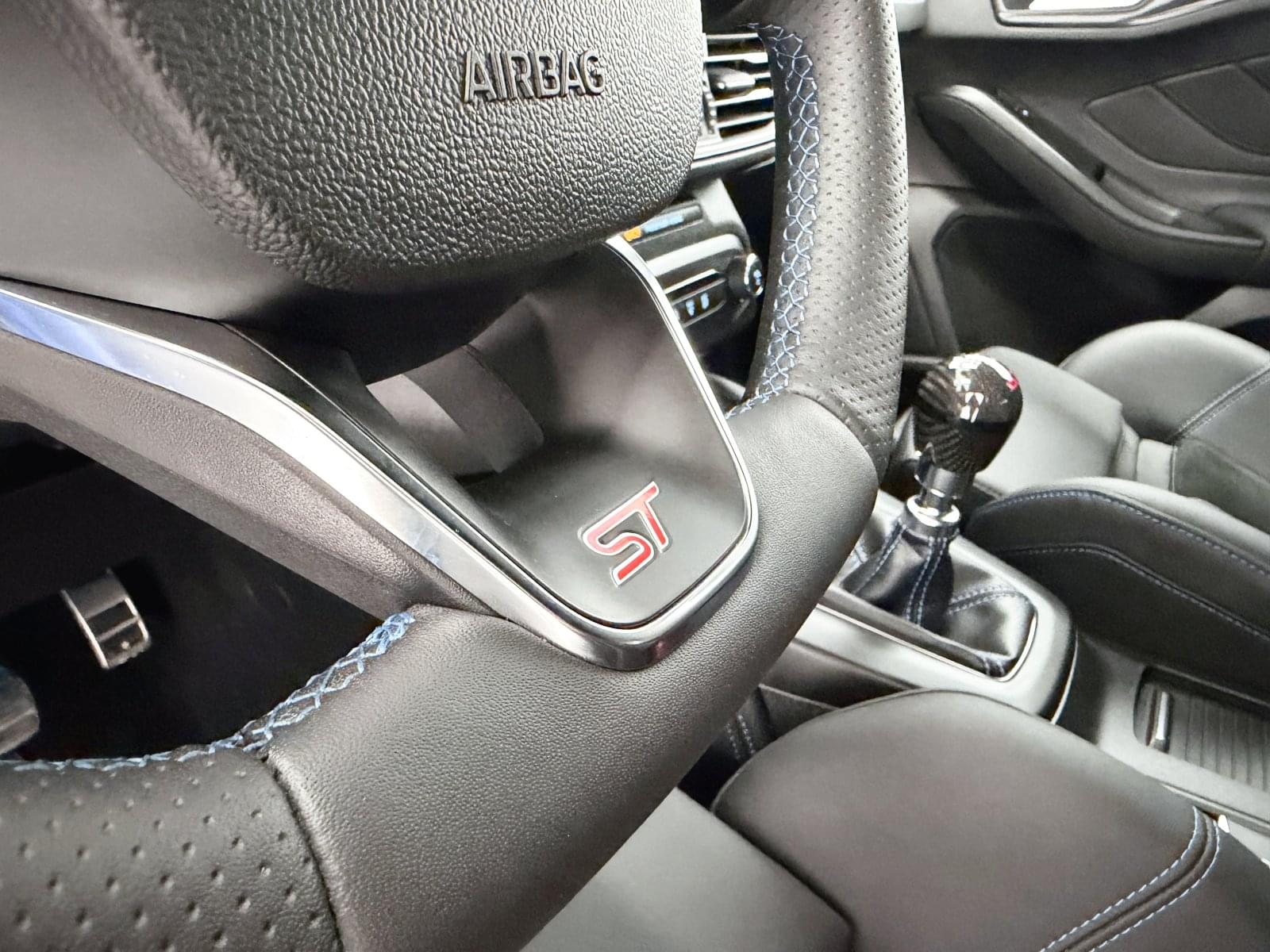 FORD FOCUS ST Edition 2.3 Ecoboost 280cv 21 