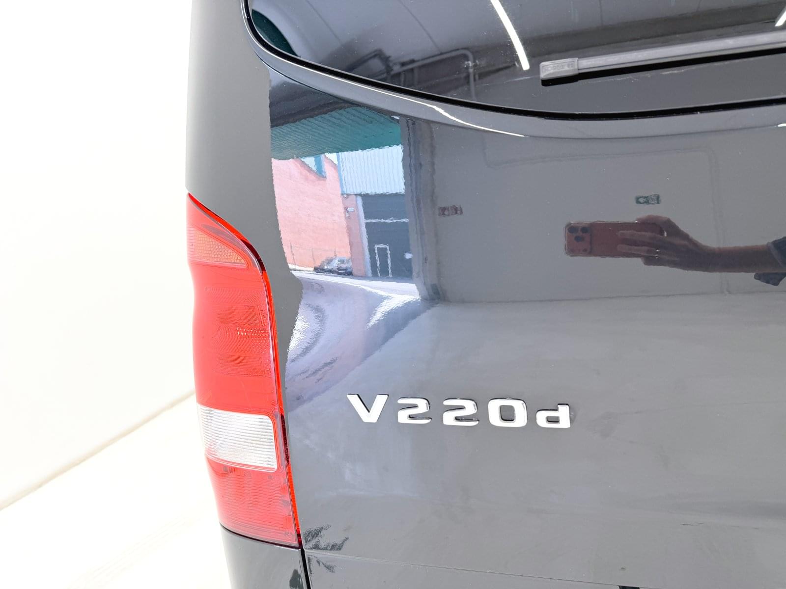 MERCEDES CLASE V 220D 163CV LARGO 11