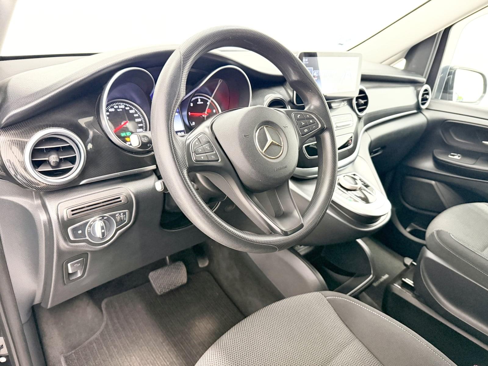 MERCEDES CLASE V 220D 163CV LARGO 26