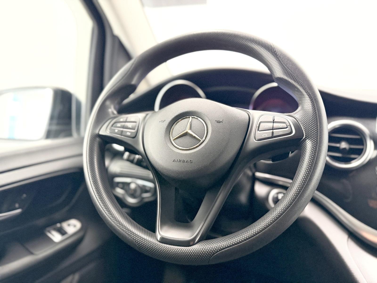 MERCEDES CLASE V 220D 163CV LARGO 29