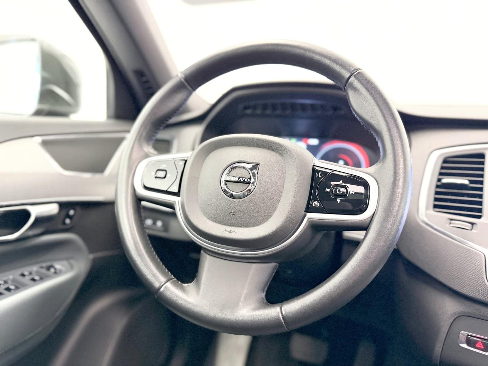 VOLVO XC90 2.0 T8 AWD RECHAR. INSCRi. EXP AUT 390CV 30