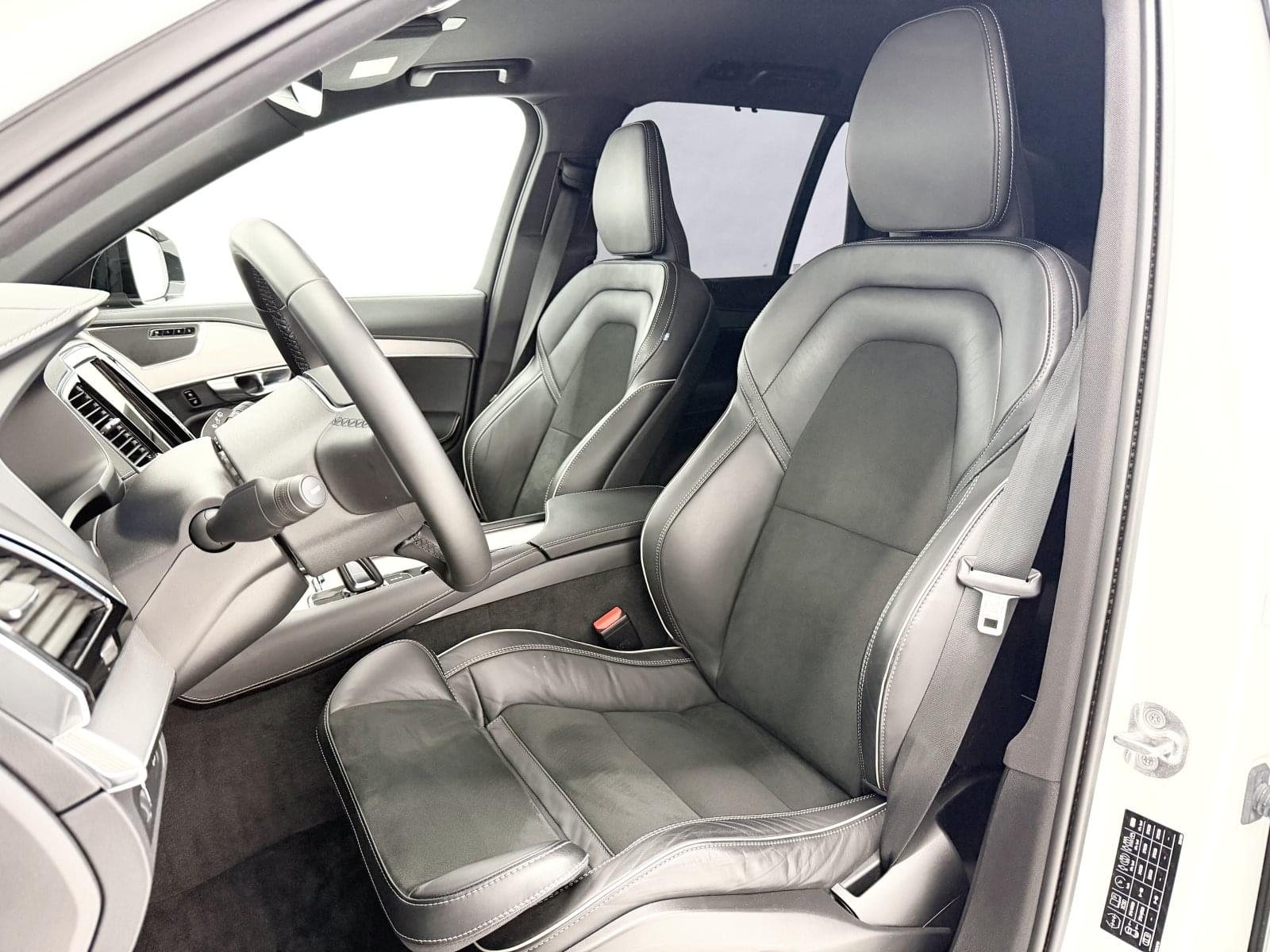 VOLVO XC90 2.0 B5 D AWD RDESIGN 24 