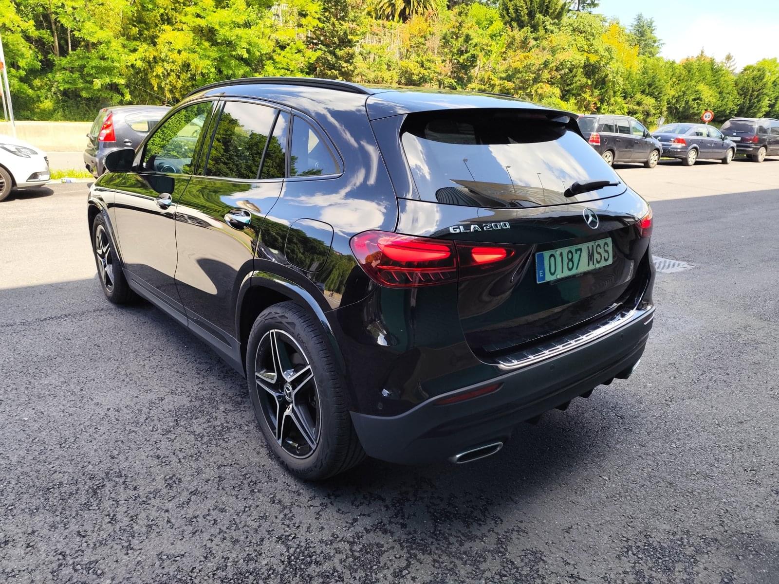MERCEDES CLASE GLA 200 7 