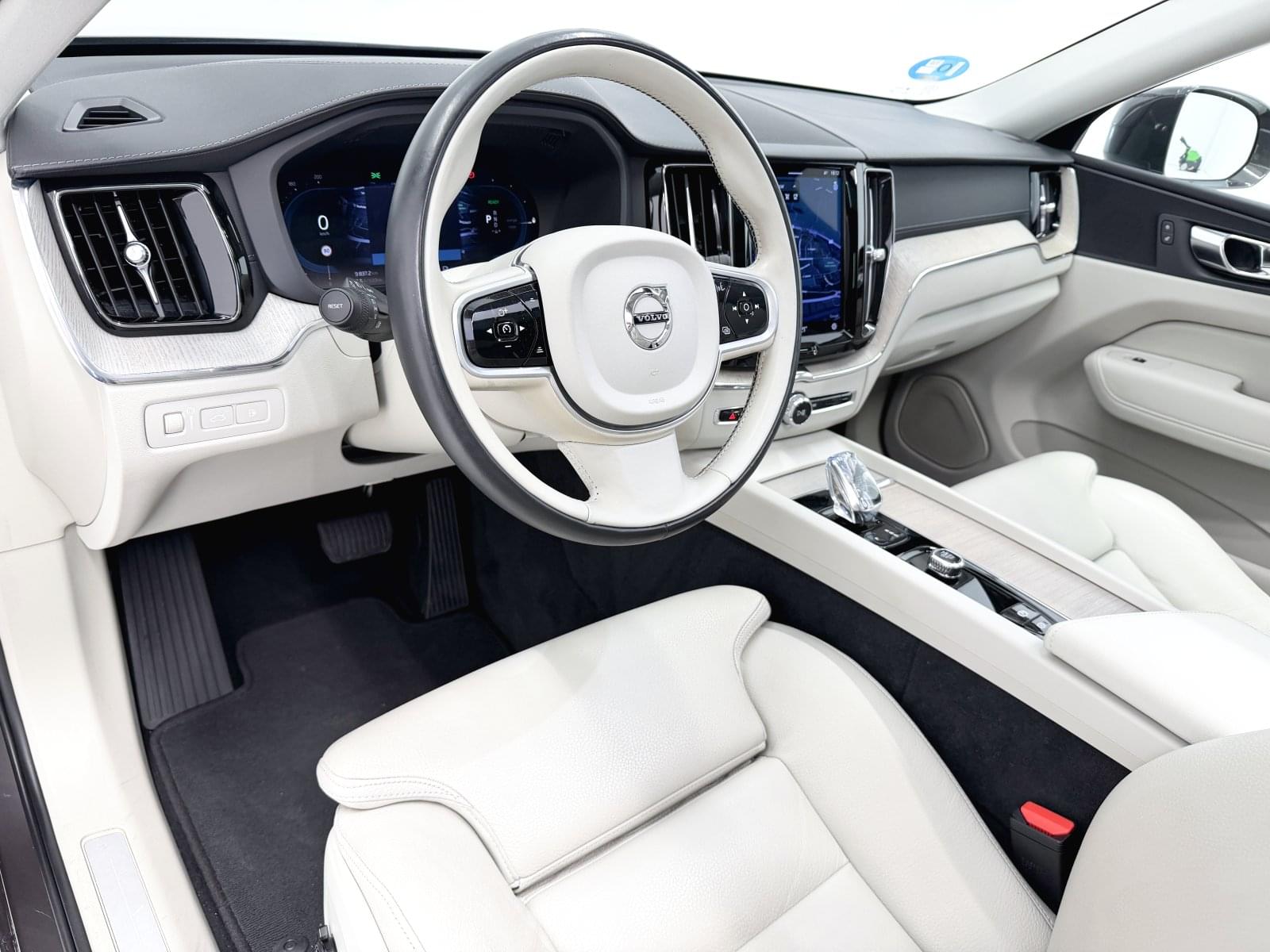 VOLVO XC60 2.0 T6 AWD RECHARGE INSCRIP. AUT 355CV 28 