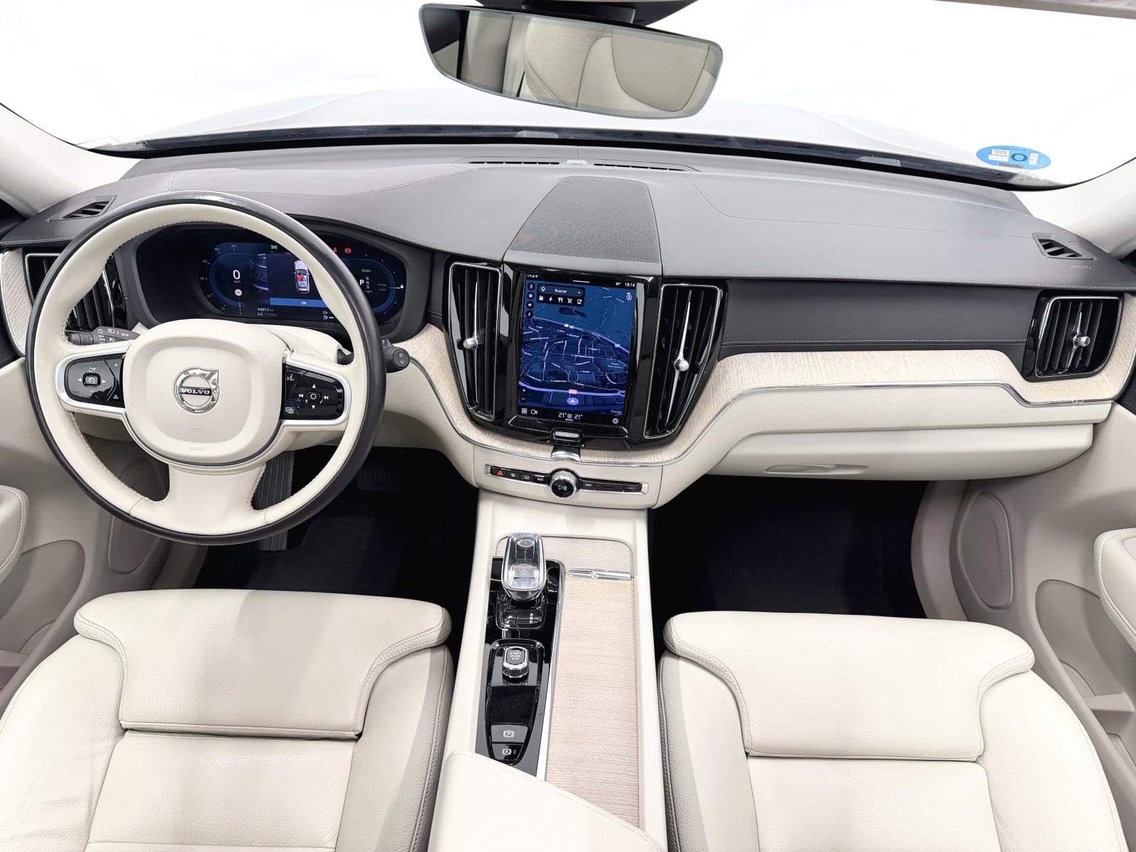 VOLVO XC60 2.0 T6 AWD RECHARGE INSCRIP. AUT 355CV 29 