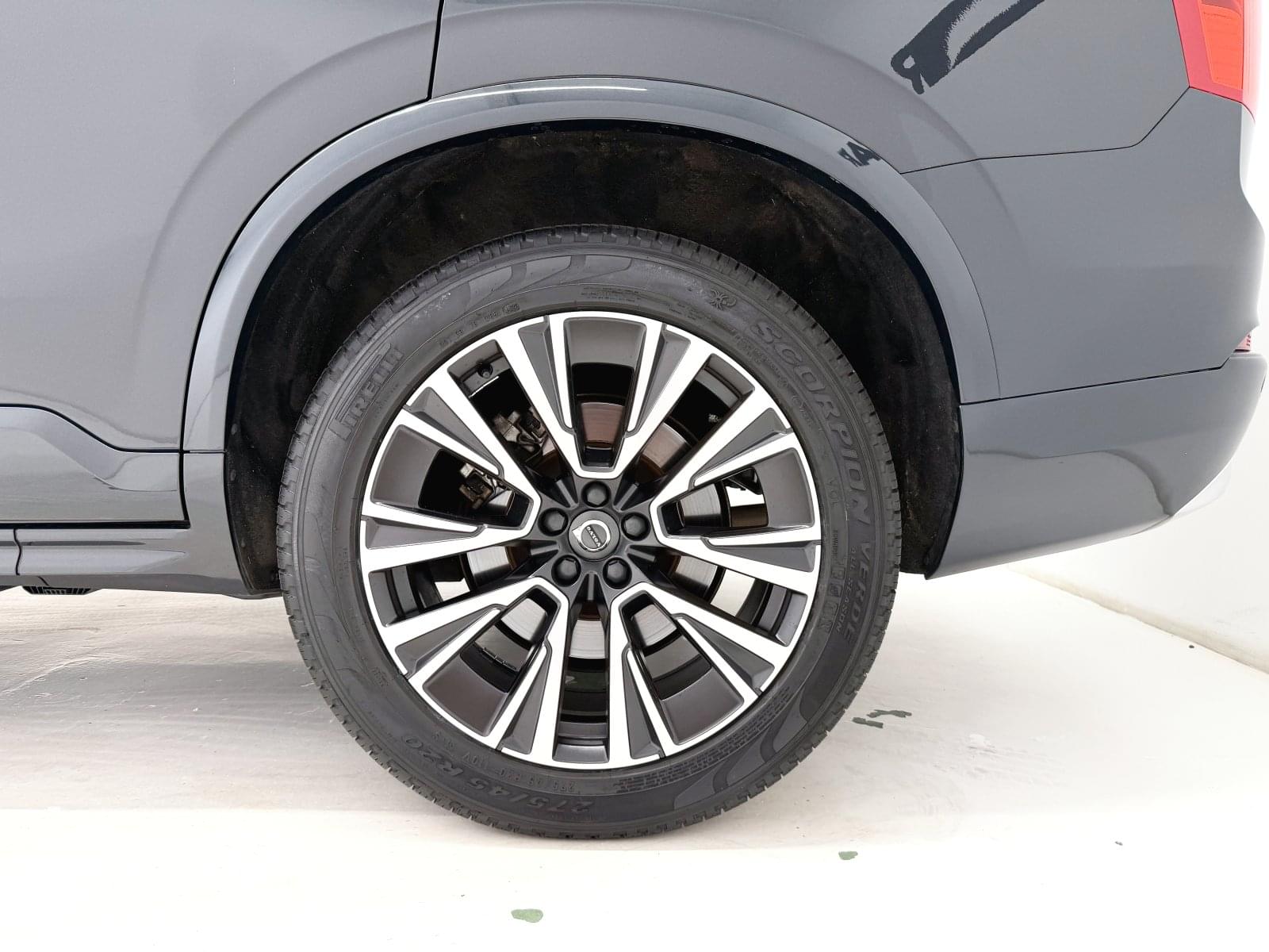 VOLVO XC90 2.0 B5 D AWD MOMENTUM PRO AU 235 CV 23