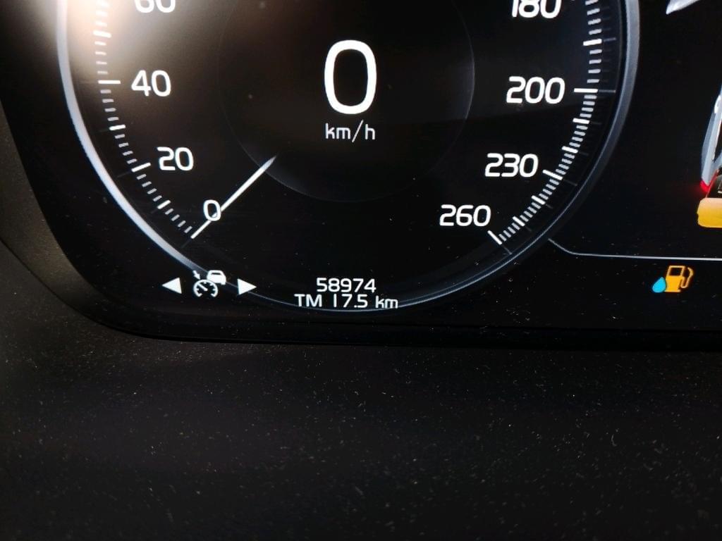 VOLVO XC90 2.0 B5 D AWD MOMENTUM PRO AU 235 CV 8 