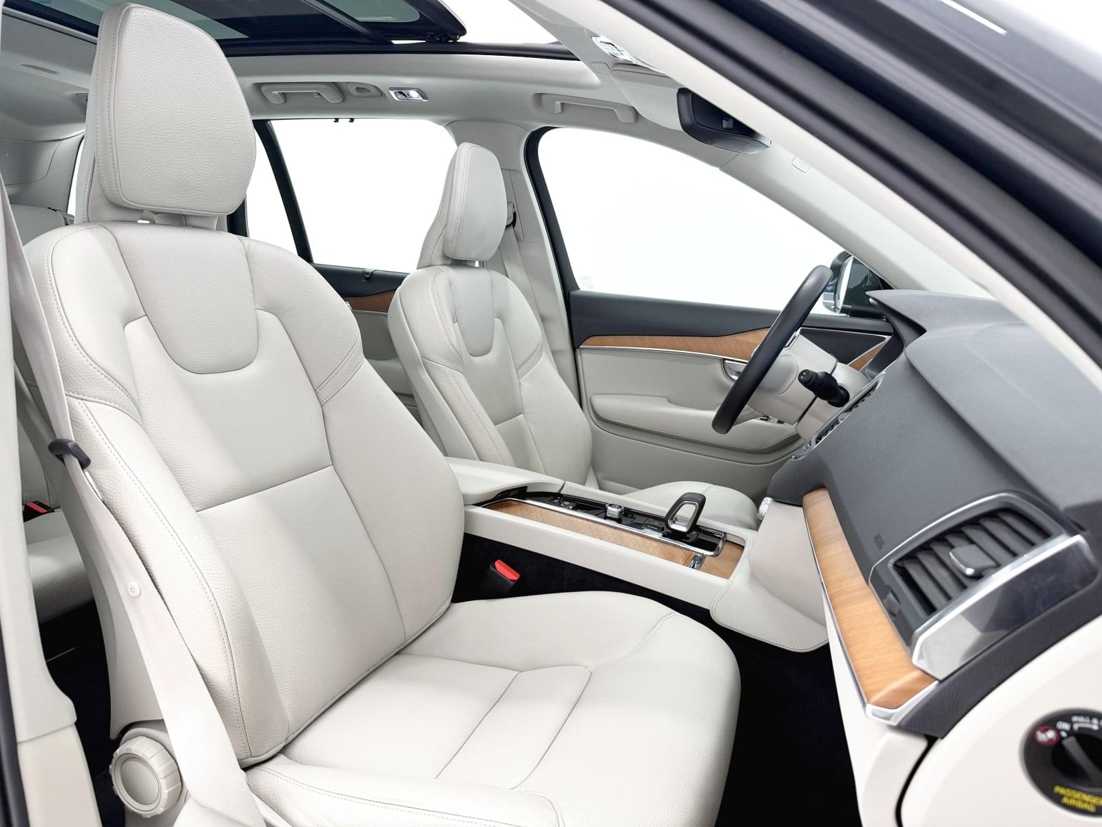 VOLVO XC90 2.0 B5 D AWD MOMENTUM PRO AU 235 CV 42