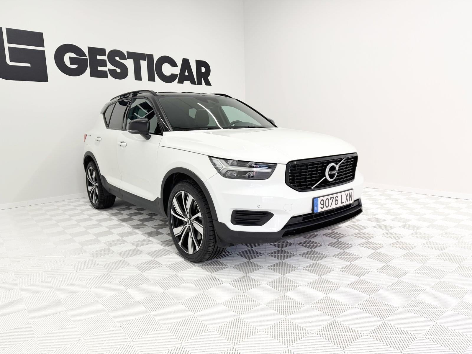VOLVO XC40 1.5 T5 TWIN RECHARGE R-DESIGN 262CV 3 
