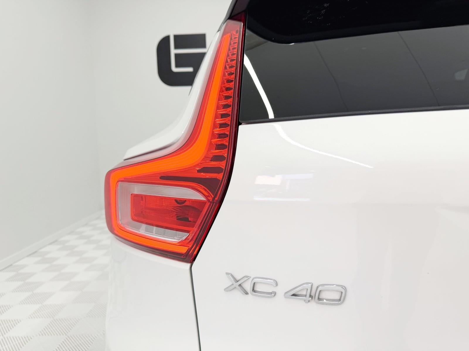 VOLVO XC40 1.5 T5 TWIN RECHARGE R-DESIGN 262CV 11 