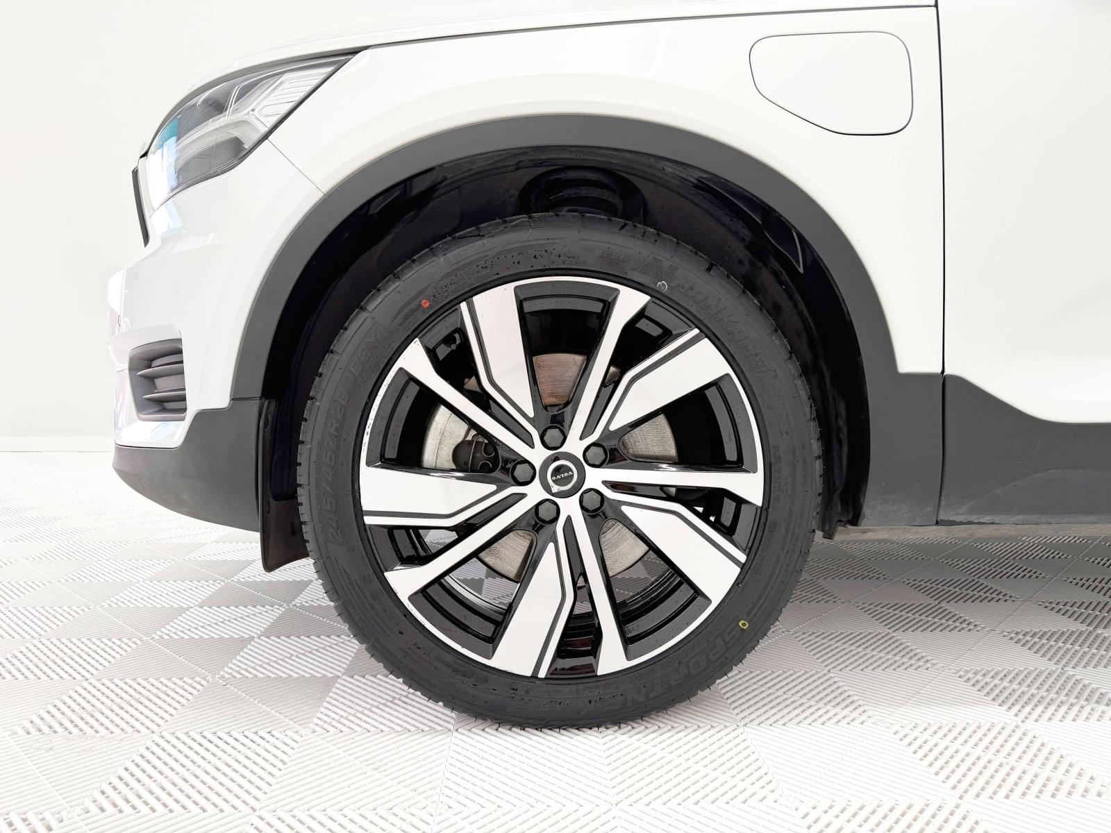 VOLVO XC40 1.5 T5 TWIN RECHARGE R-DESIGN 262CV 21 