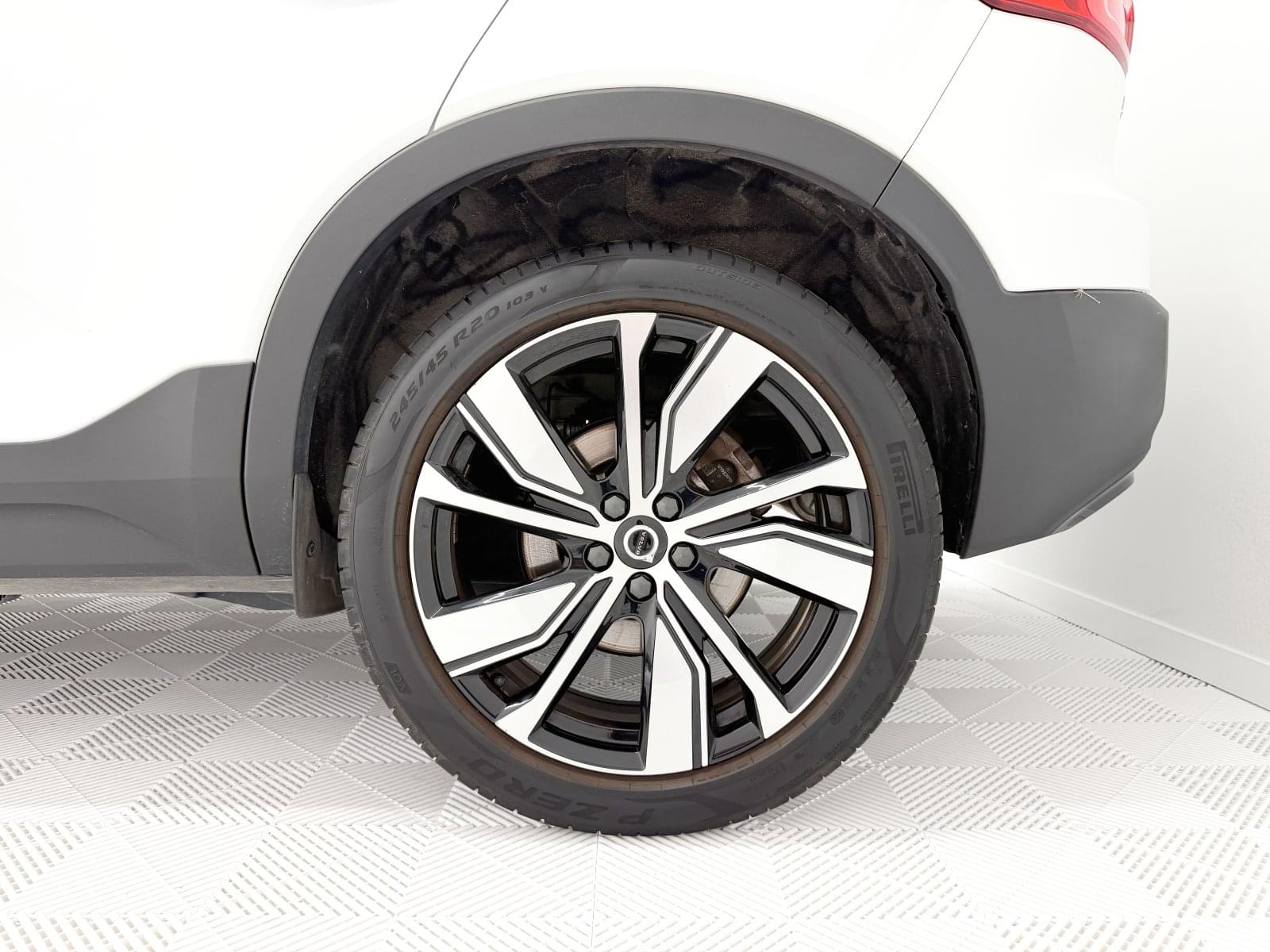 VOLVO XC40 1.5 T5 TWIN RECHARGE R-DESIGN 262CV 22 