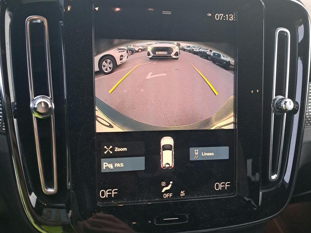 VOLVO XC40 1.5 T5 TWIN RECHARGE R-DESIGN 262CV 11 