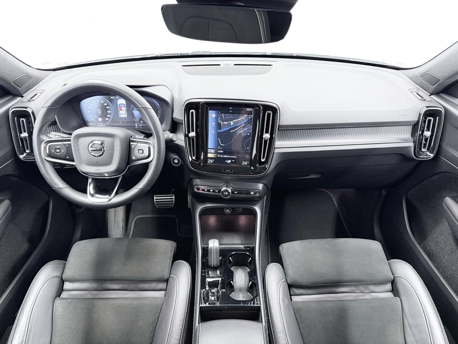 VOLVO XC40 1.5 T5 TWIN RECHARGE R-DESIGN 262CV 27 