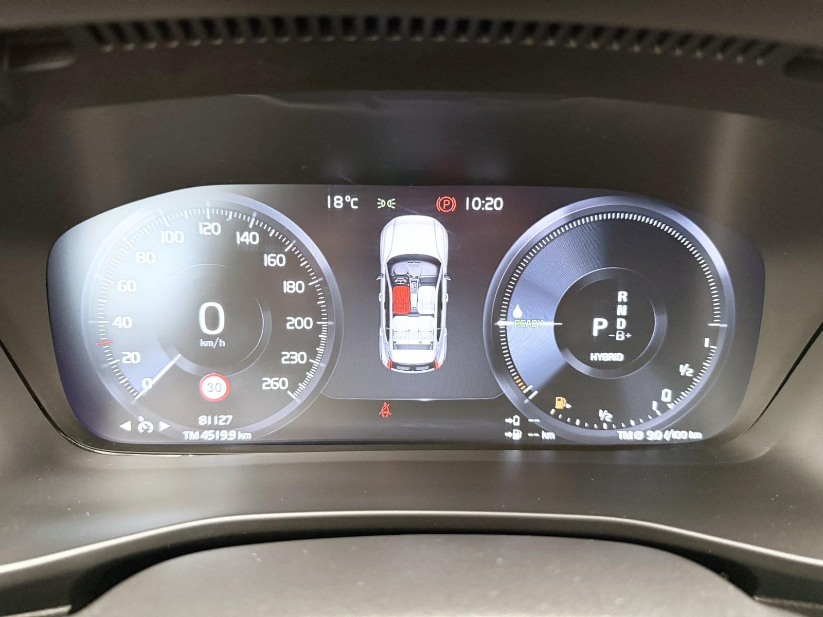 VOLVO XC40 1.5 T5 TWIN RECHARGE R-DESIGN 262CV 31 