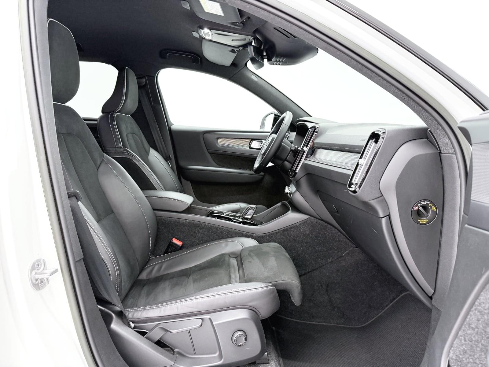 VOLVO XC40 1.5 T5 TWIN RECHARGE R-DESIGN 262CV 39 