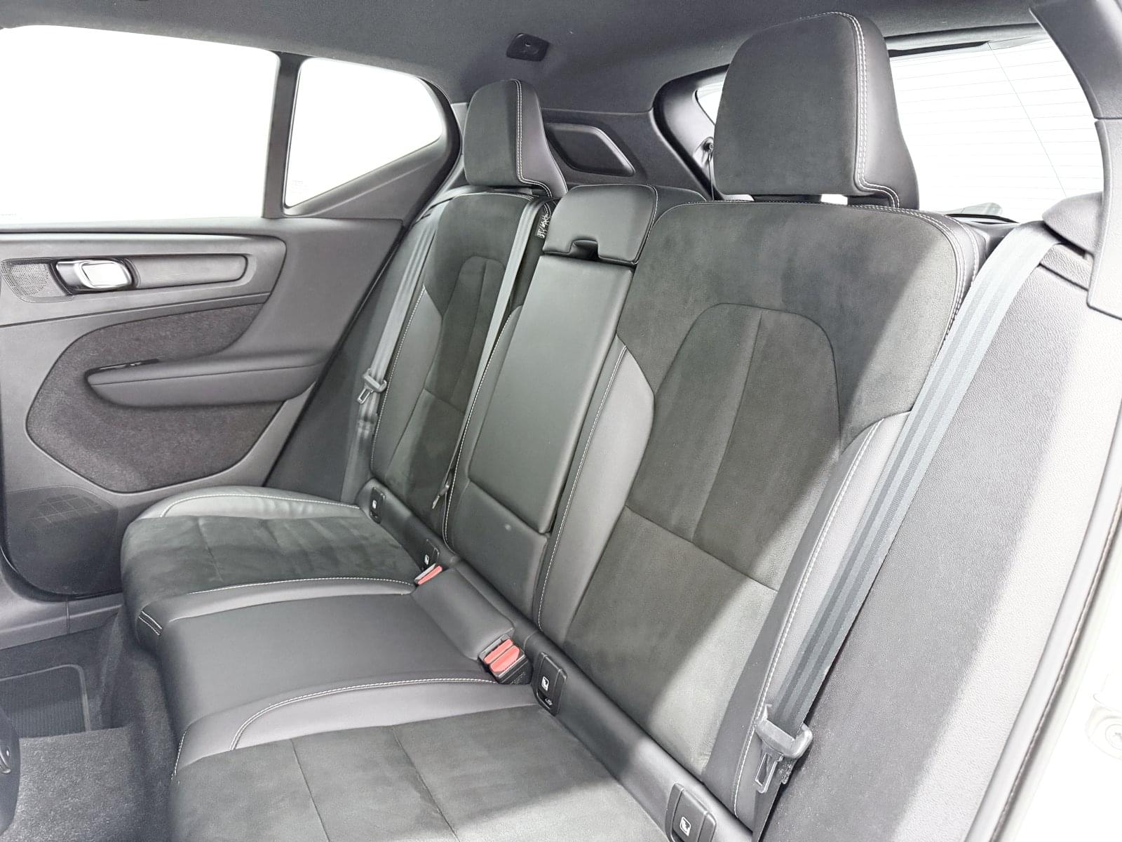 VOLVO XC40 1.5 T5 TWIN RECHARGE R-DESIGN 262CV 43 