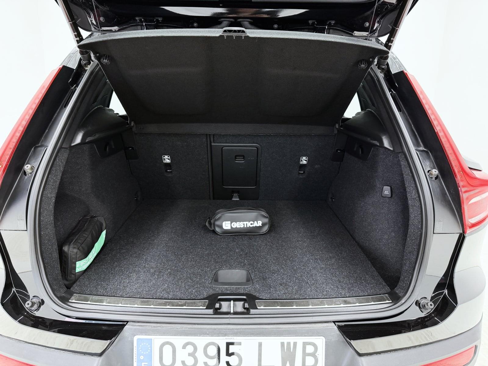 VOLVO XC40 1.5 T5 TWIN RECHARGE INSCRIP. AUT 262CV 15