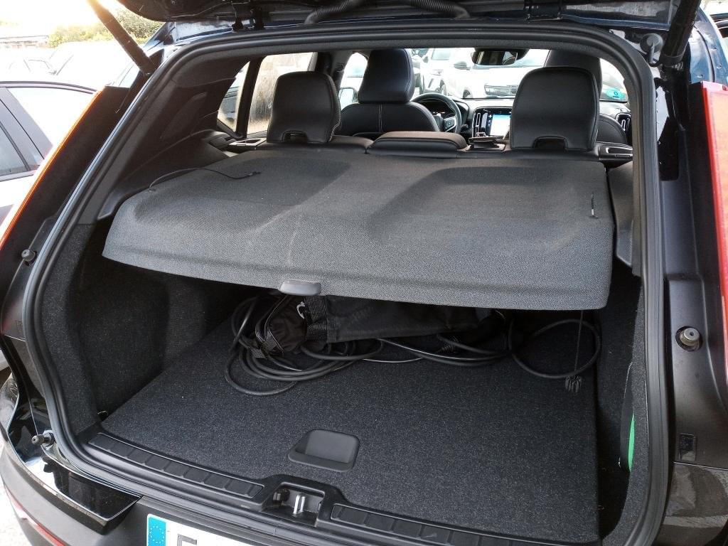 VOLVO XC40 1.5 T5 TWIN RECHARGE R-DESIGN AUT 262 4 