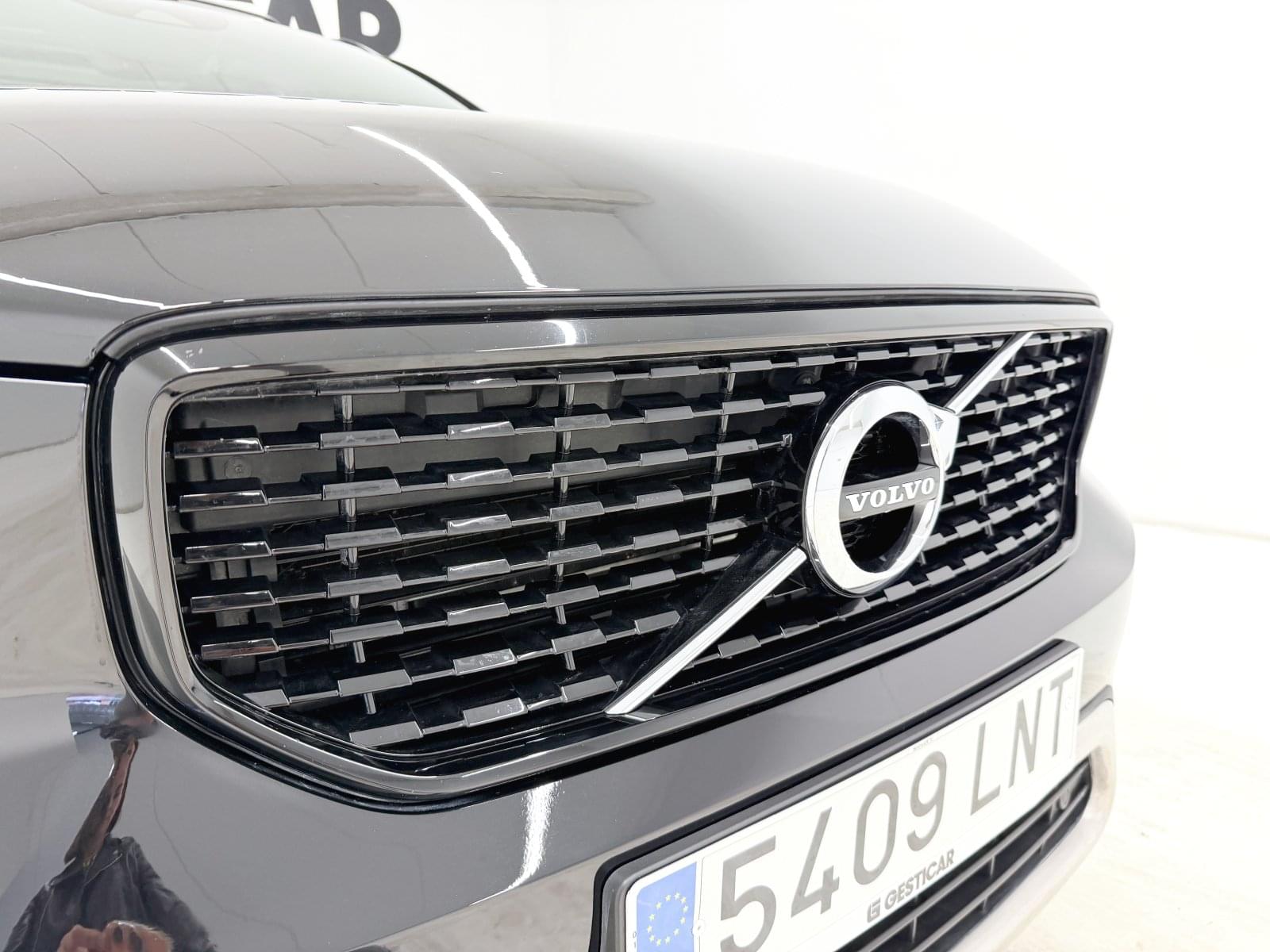 VOLVO XC40 1.5 T5 TWIN RECHARGE R-DESIGN AUT 262 5 