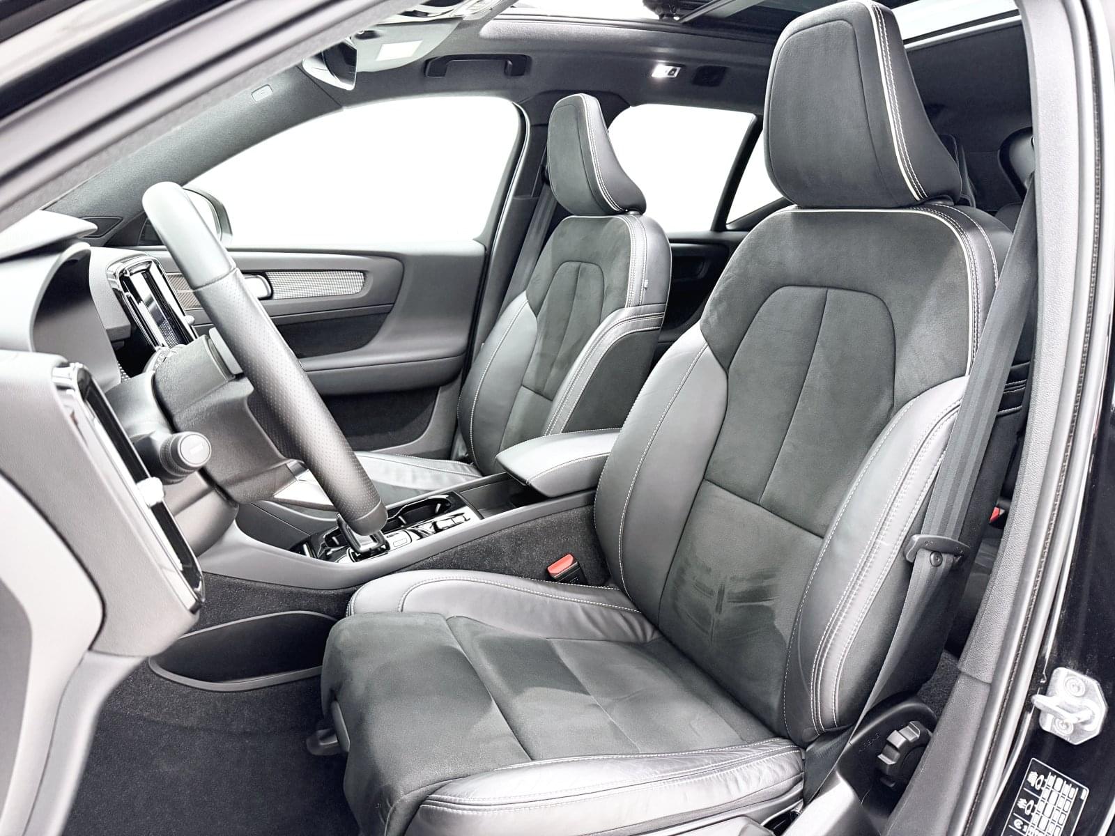 VOLVO XC40 1.5 T5 TWIN RECHARGE R-DESIGN AUT 262 24 