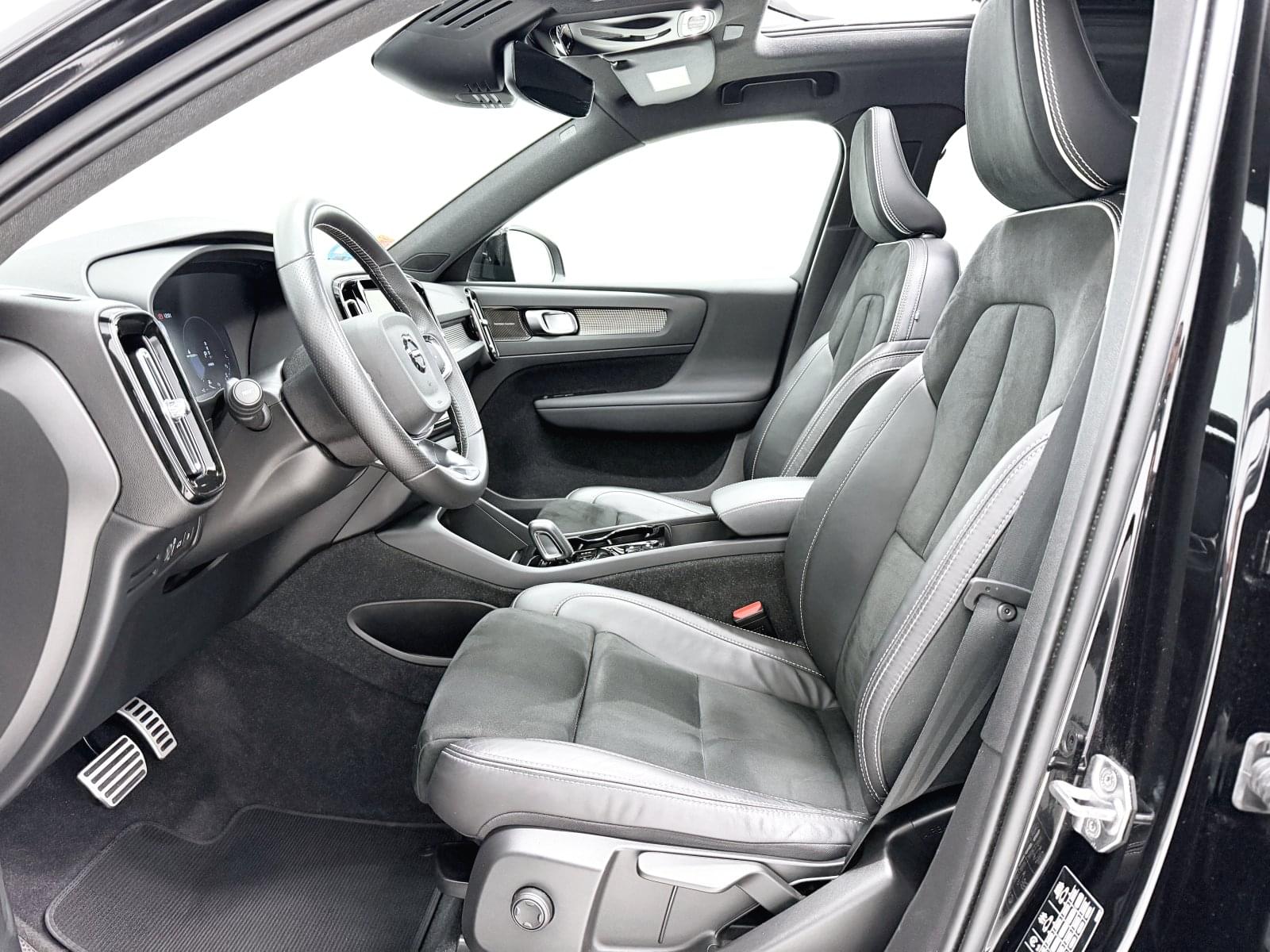 VOLVO XC40 1.5 T5 TWIN RECHARGE R-DESIGN AUT 262 26 
