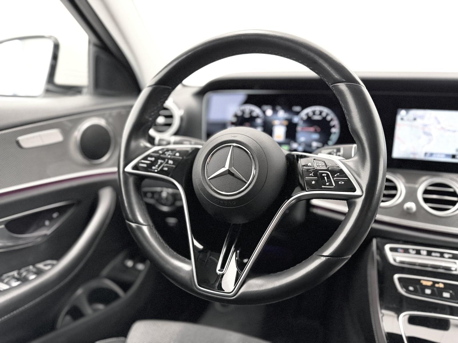 MERCEDES CLASE E E 300 E ESTATE 320CV 29