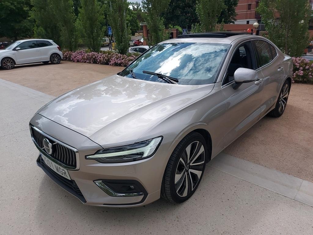 VOLVO S60 SEDáN B4(G) FWD PLUS BRIGHT AUTO 197CV 2 