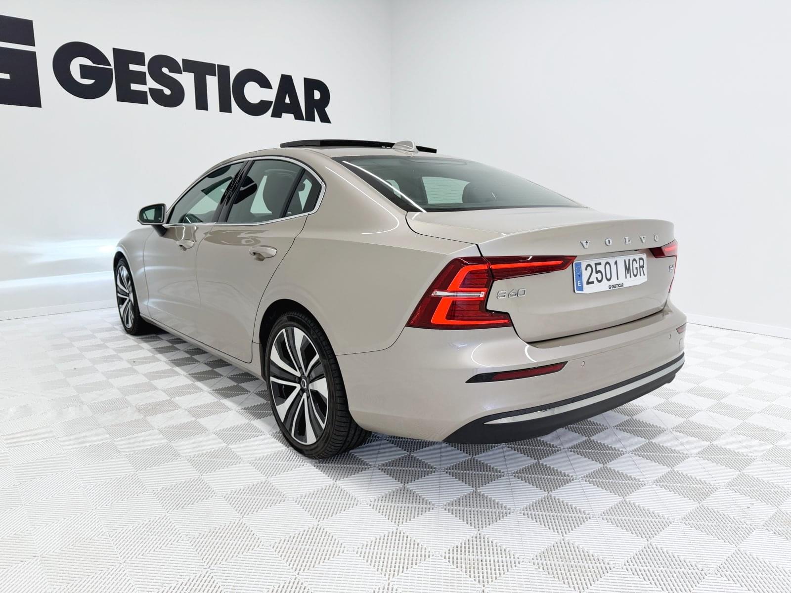 VOLVO S60 B4 G Plus Bright FWD Auto 145 kW (197 CV) 11