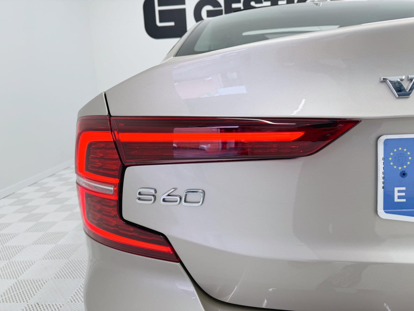 VOLVO S60 B4 G Plus Bright FWD Auto 145 kW (197 CV) 12