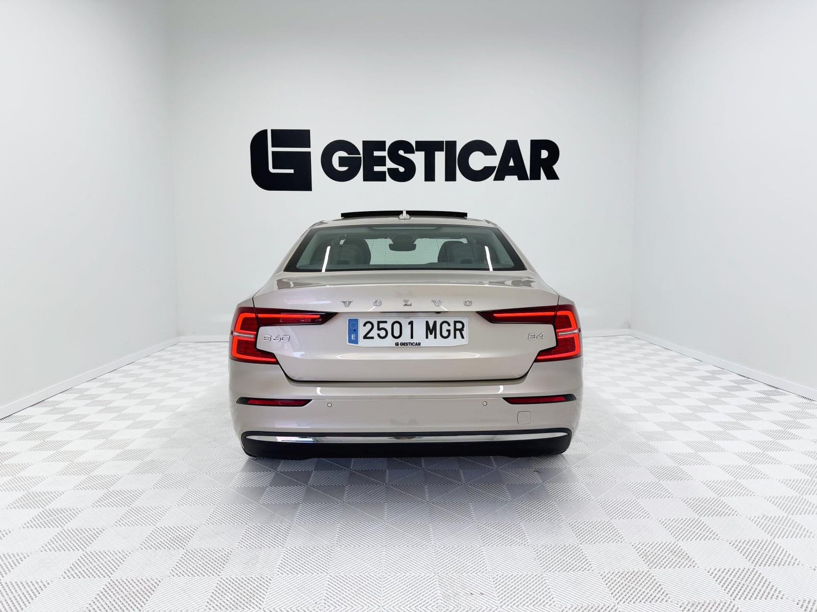 VOLVO S60 B4 G Plus Bright FWD Auto 145 kW (197 CV) 13