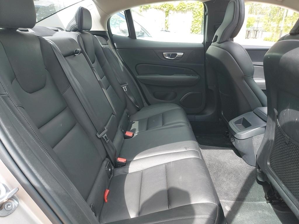 VOLVO S60 SEDáN B4(G) FWD PLUS BRIGHT AUTO 197CV 10 