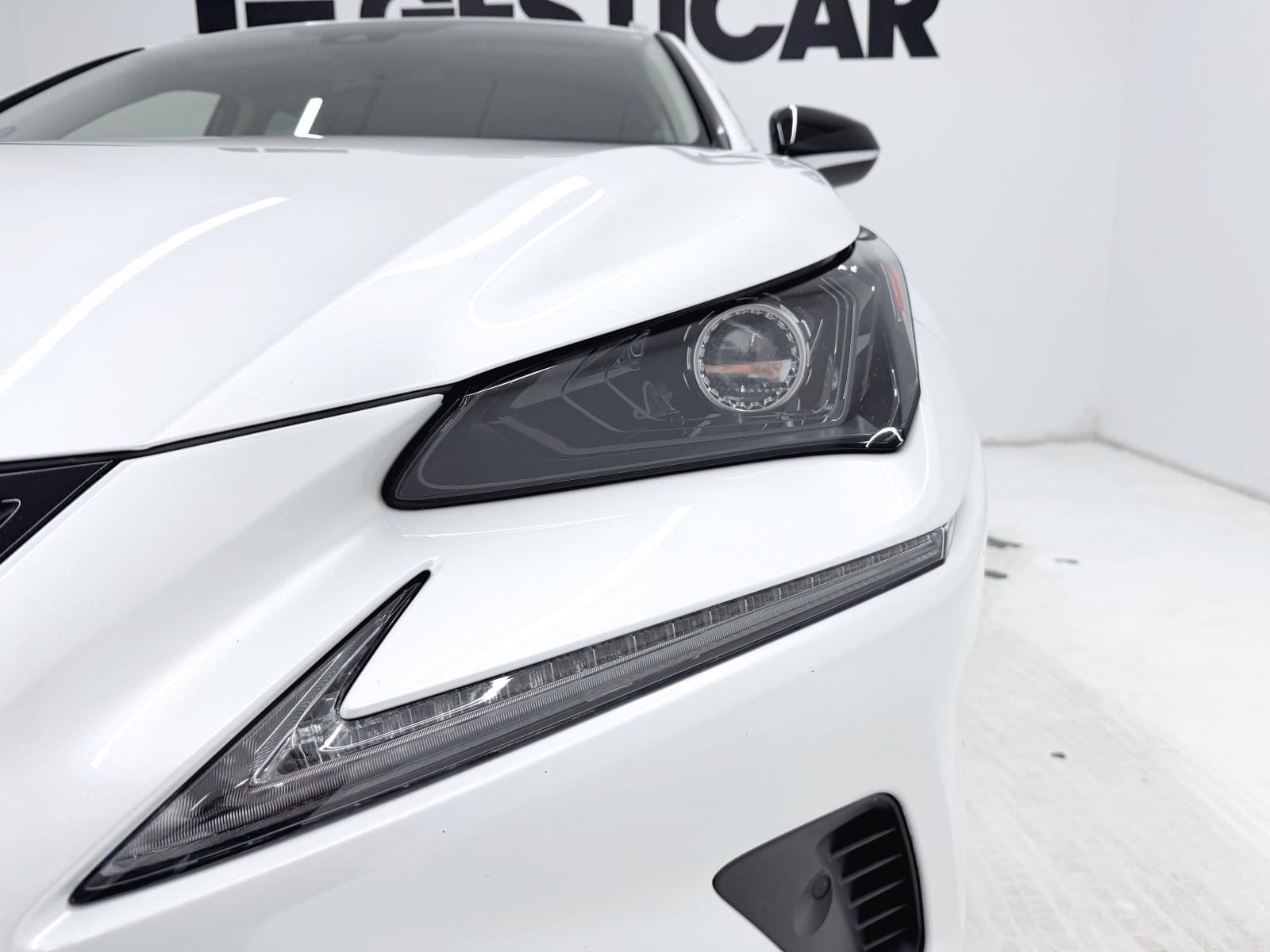 LEXUS NX 300H PREMIUM 2WD 10 