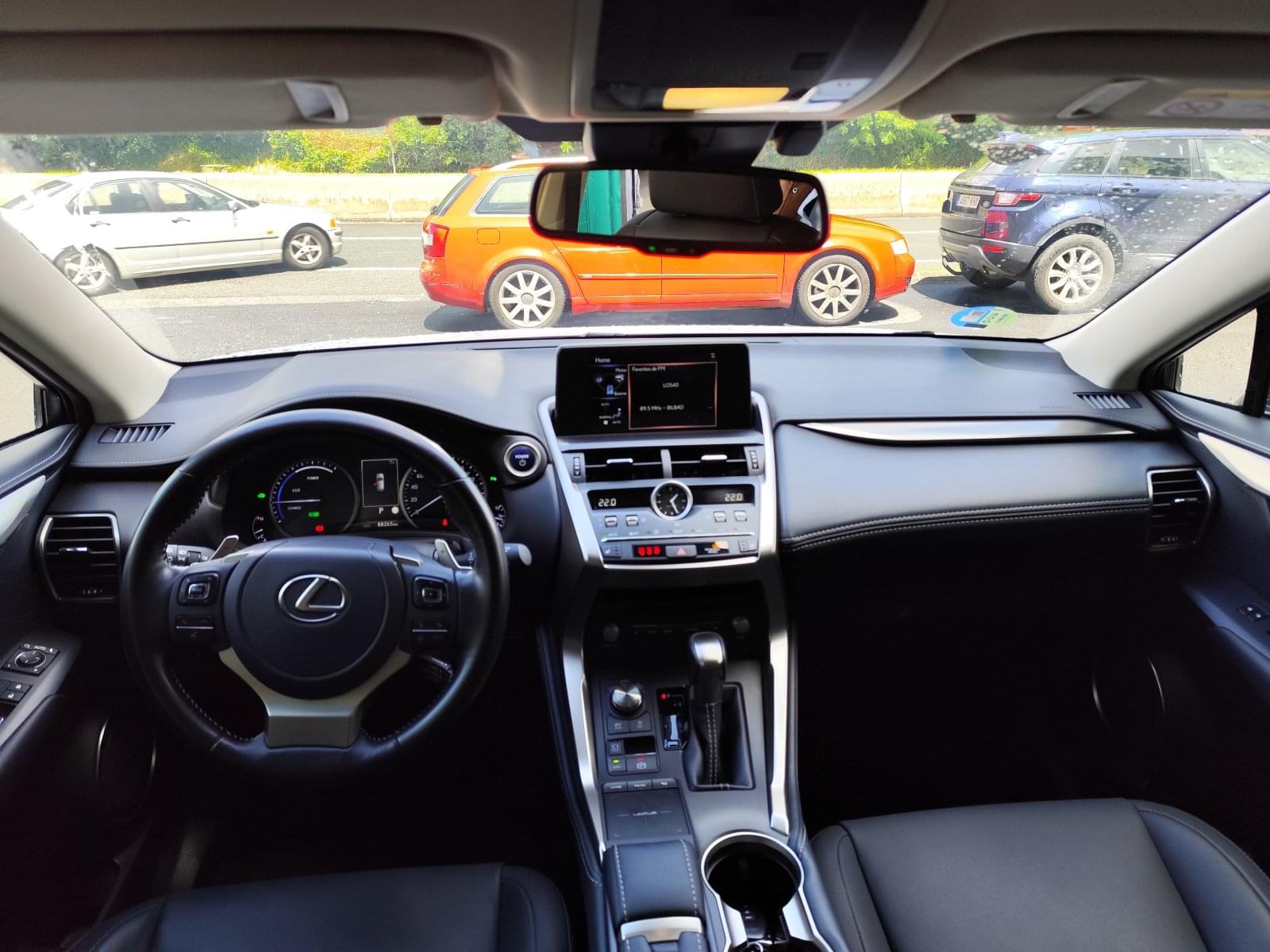 LEXUS NX 300H PREMIUM 2WD 12