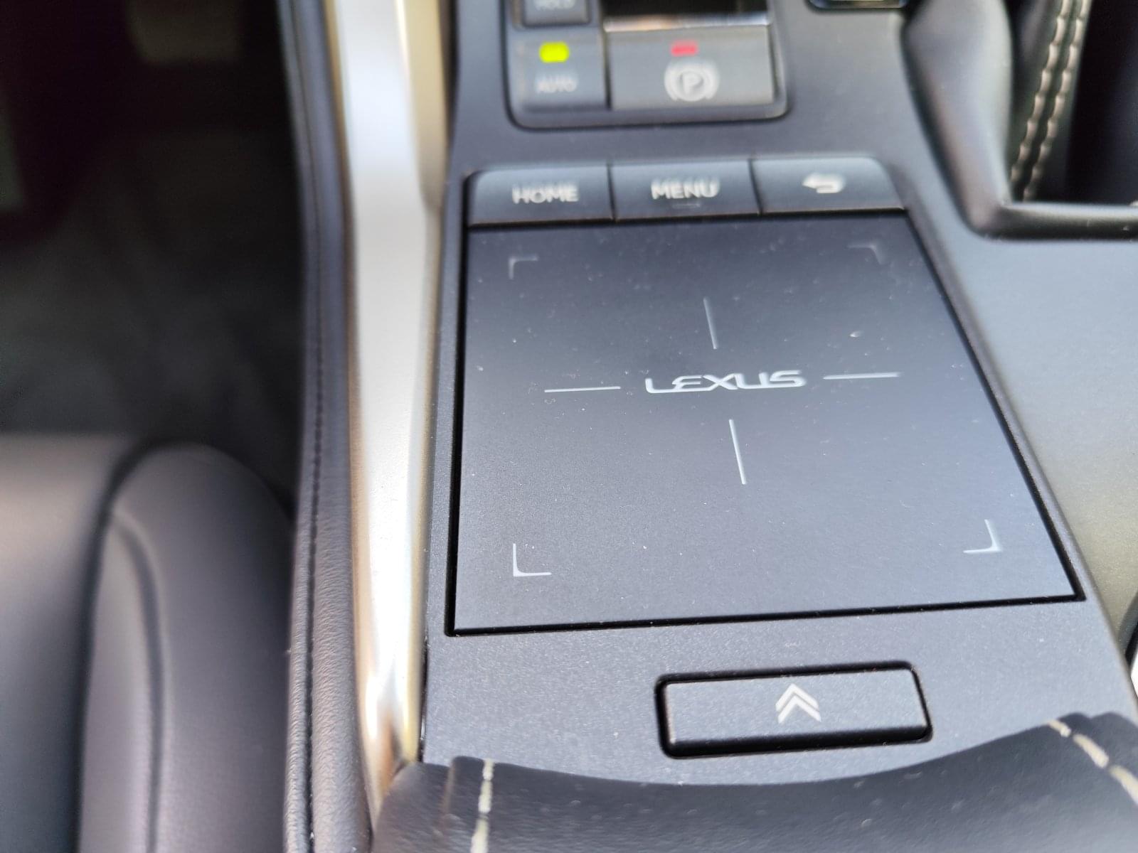LEXUS NX 300H PREMIUM 2WD 19
