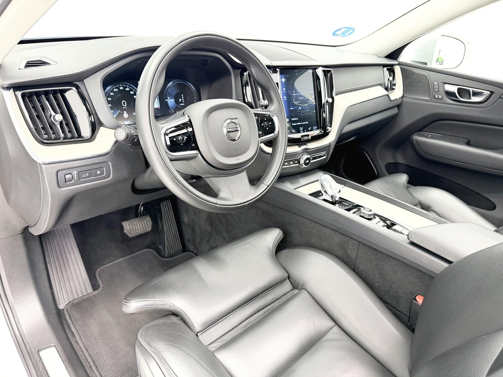 VOLVO XC60 2.0 T8 AWD INSCRIPTION 18 