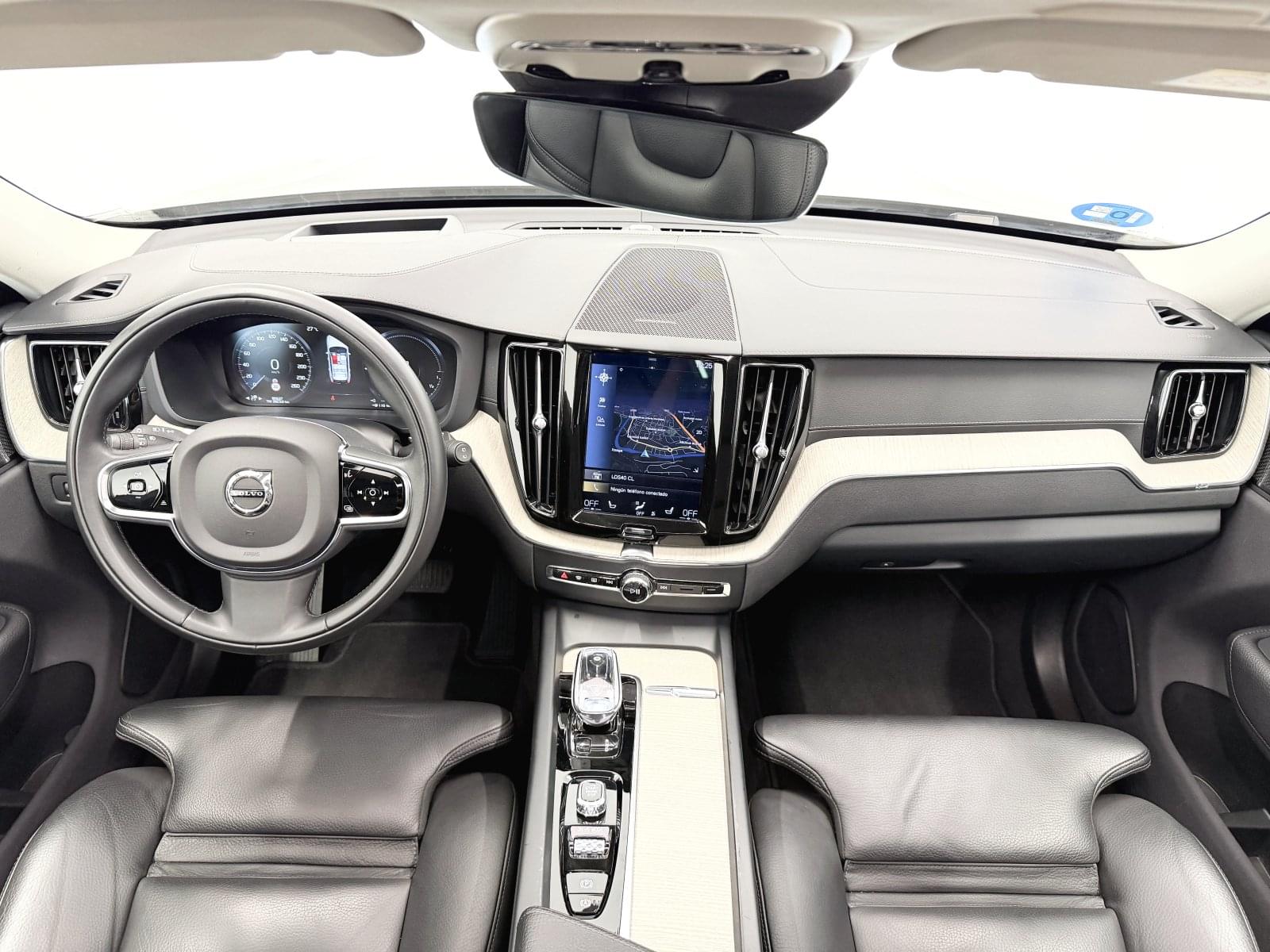 VOLVO XC60 2.0 T8 AWD INSCRIPTION 19 