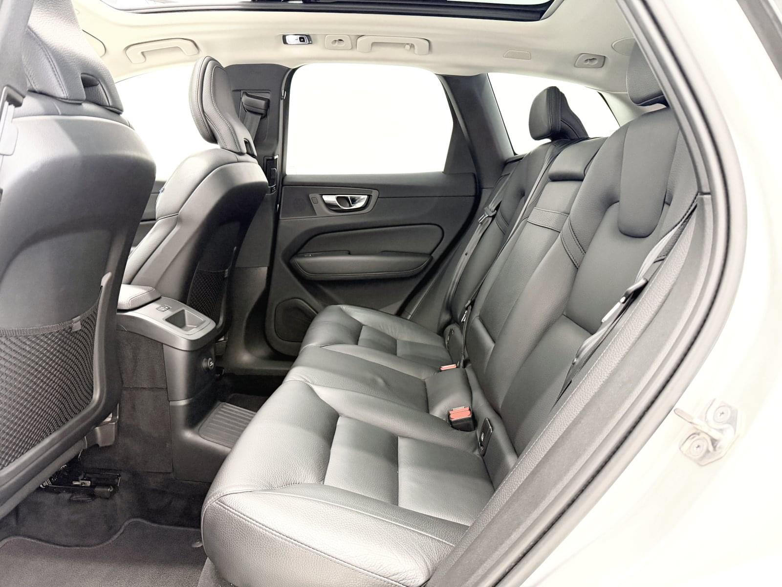 VOLVO XC60 2.0 T8 AWD INSCRIPTION 35 