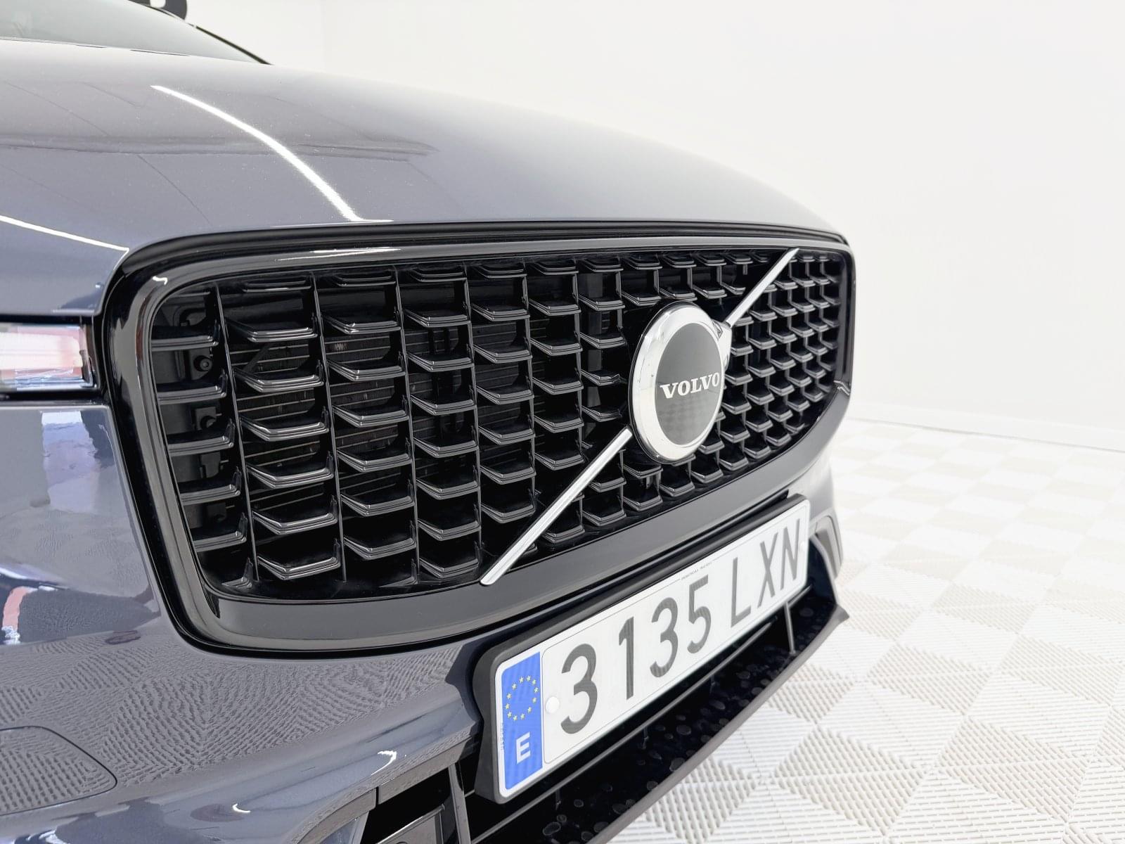 VOLVO XC60 2.0 T6 AWD RECHARGE R-DESIG 355CV 5