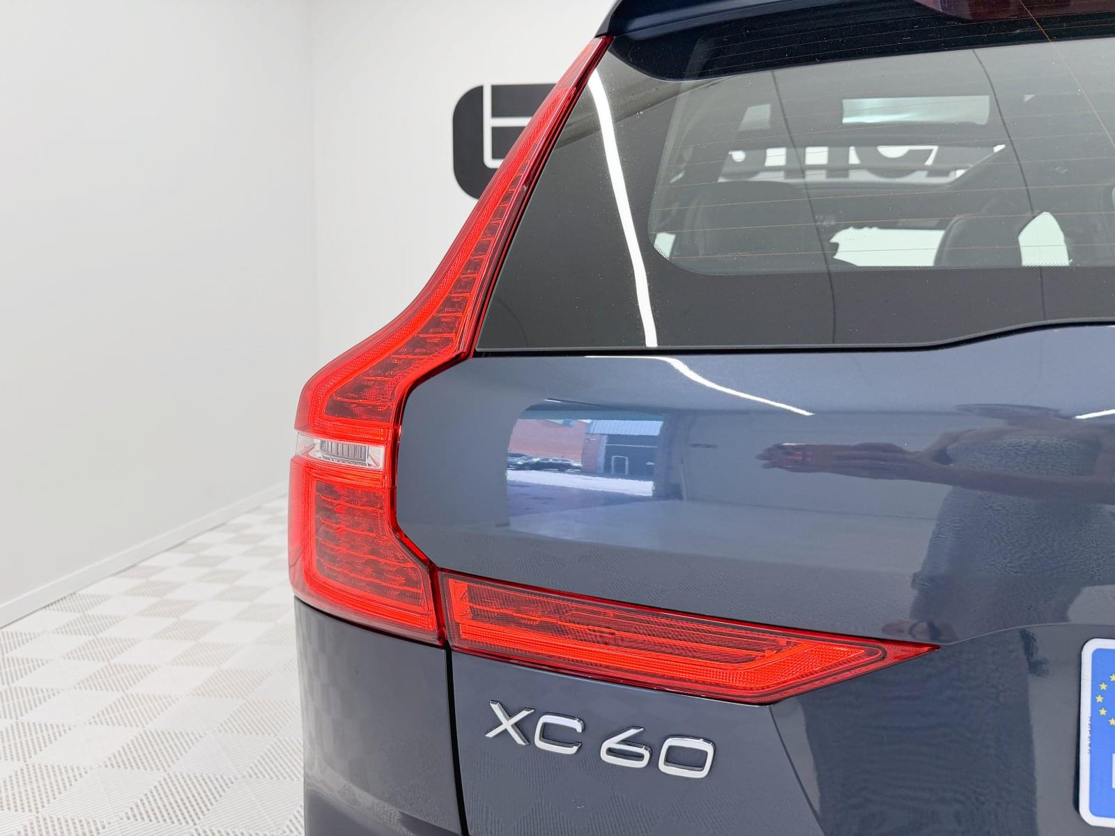 VOLVO XC60 2.0 T6 AWD RECHARGE R-DESIG 355CV 10