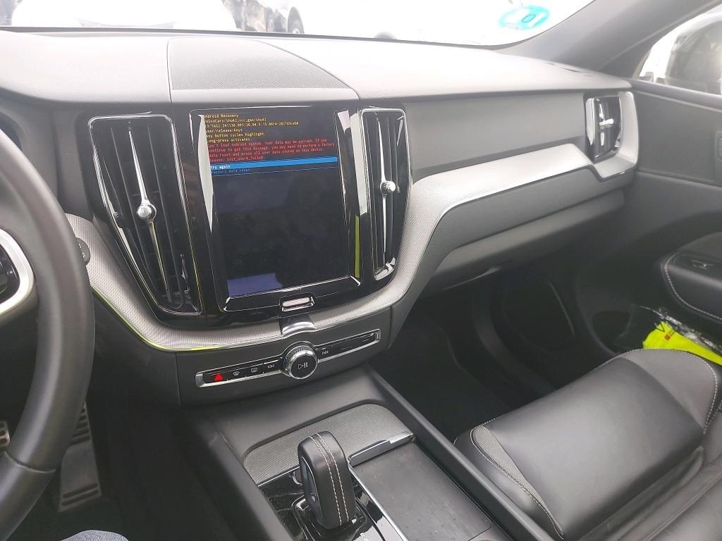 VOLVO XC60 2.0 T6 AWD RECHARGE R DESIGN 350 CV 7 