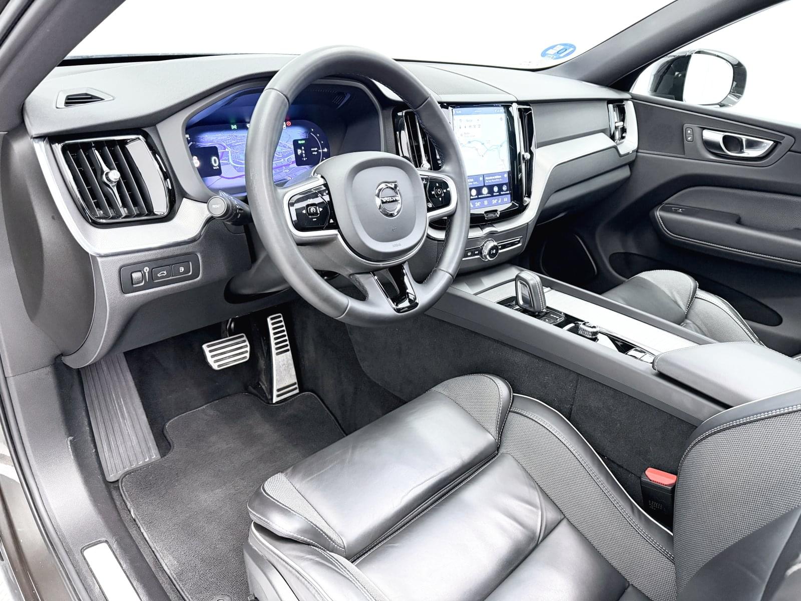 VOLVO XC60 2.0 T6 AWD RECHARGE R DESIGN 355 CV 27 
